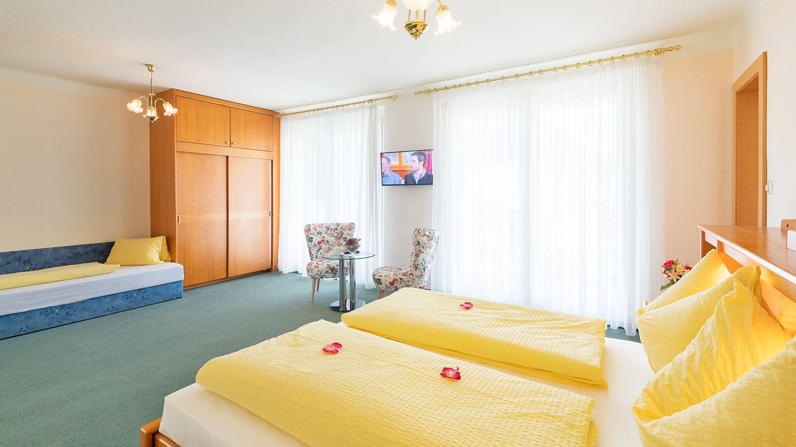 Familienzimmer-Kitzelberg-1-2_FM